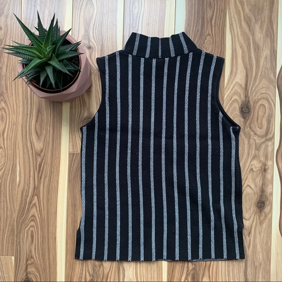 ANTHROPOLOGIE | sleeveless mock neck sweater top navy pinstripe size XS - Picture 2 of 4